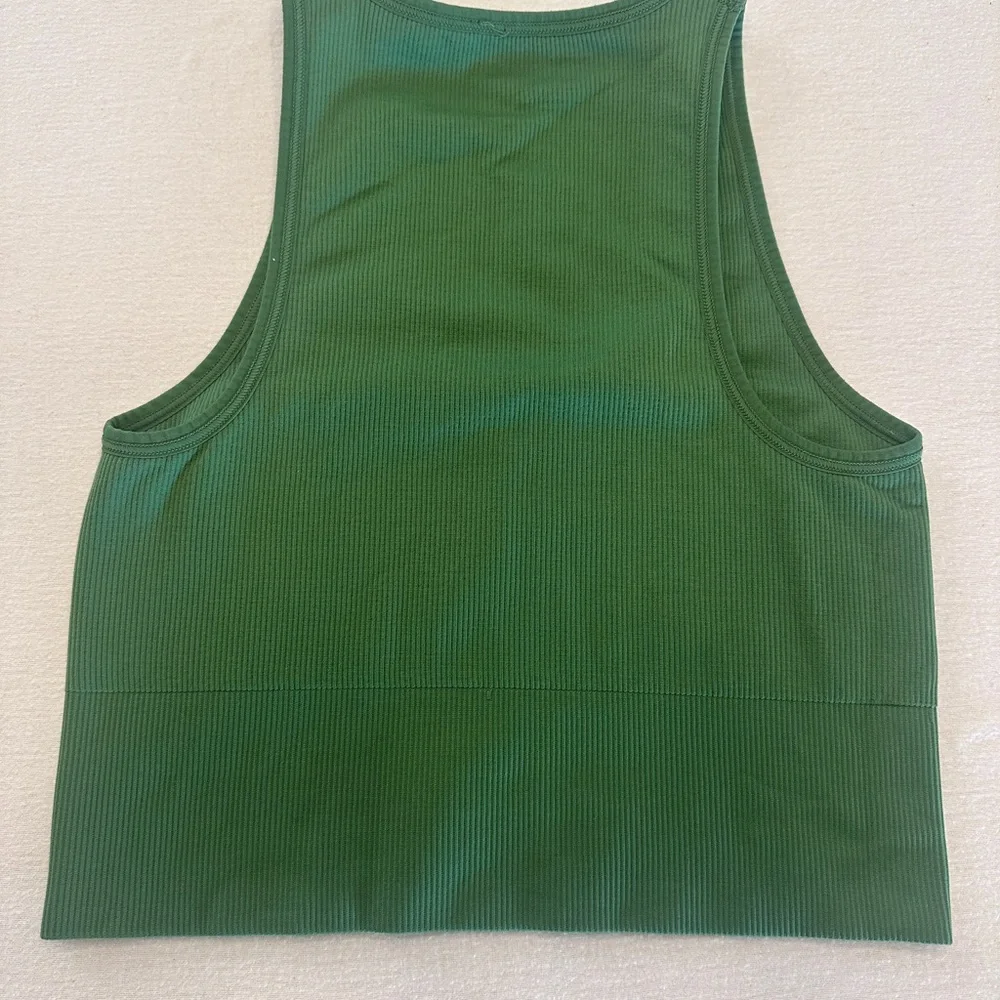 ATHLETA Aurora Seamless Crop Rib Tank in Baja Green - Picture 5 of 5